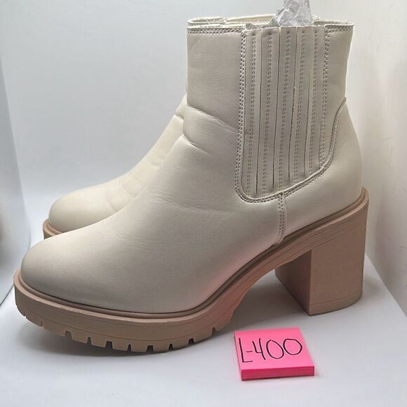 CUSHIONAIRE Women's Beckett chelsea boot +Memory Foam 11 WIDE CREAM - Picture 3 of 7